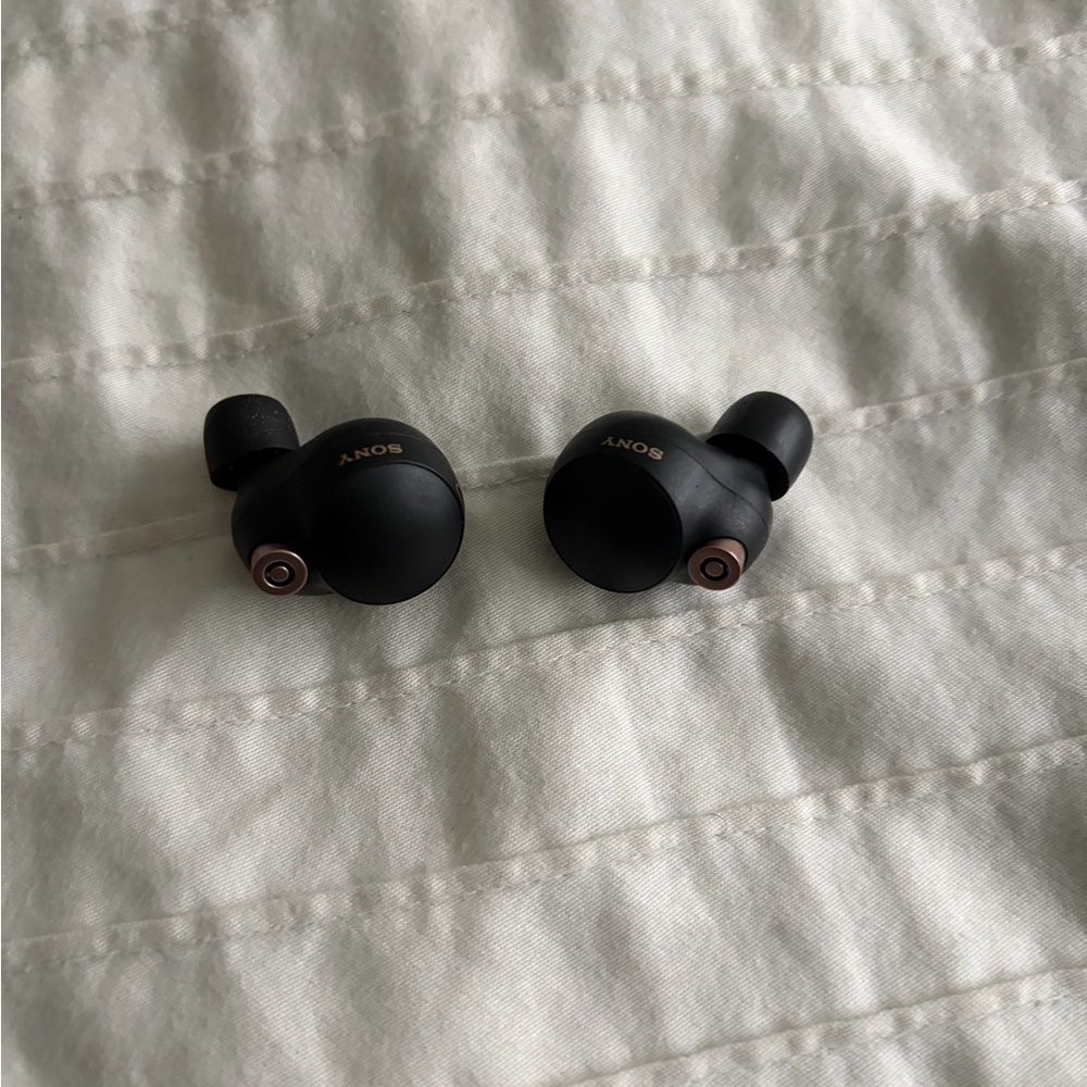 Sony WF-1000XM4 Noise Canceling Wireless Earbud Headphones-Black